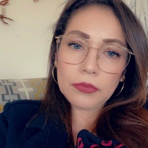 Meet your Posher, Rose